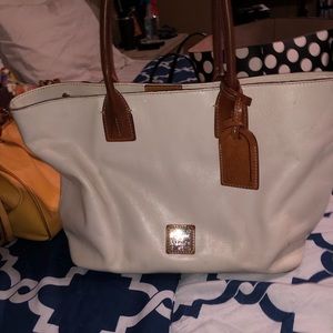 White medium size bag